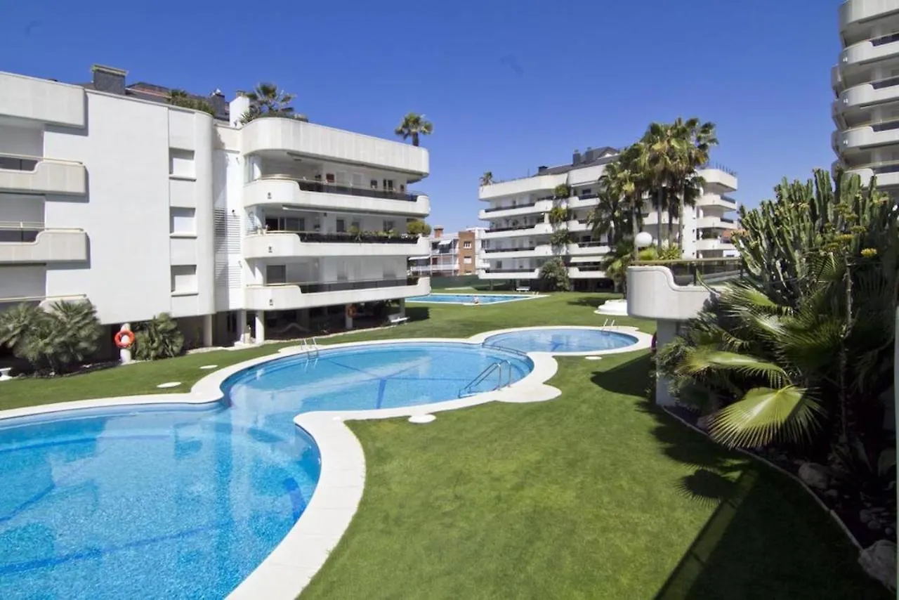 Sitges Pool & Sea Terrace Luxury, Comfort, Unbeatable Location Apartment